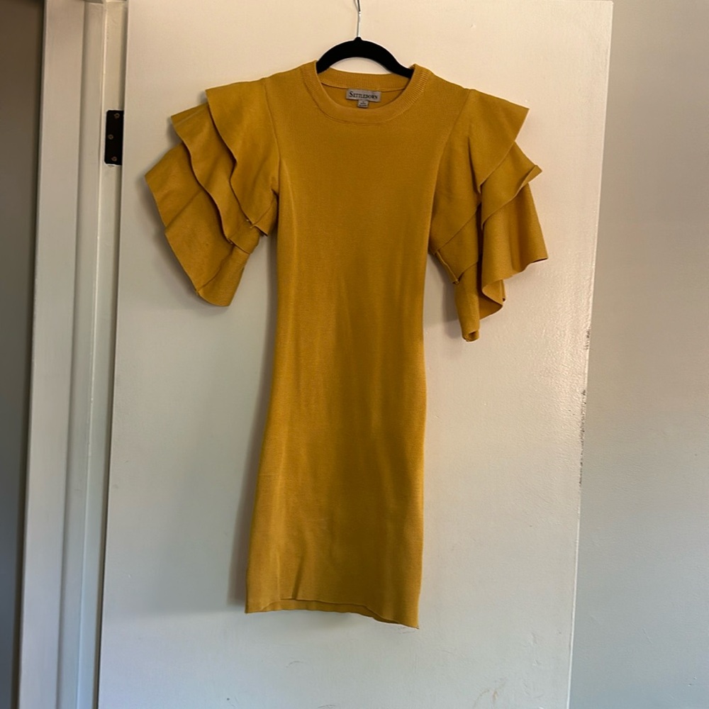 Settledown bell sleeve sweater dress